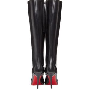 Christian Louboutin ELOISE BOTTA Size 37 Like New